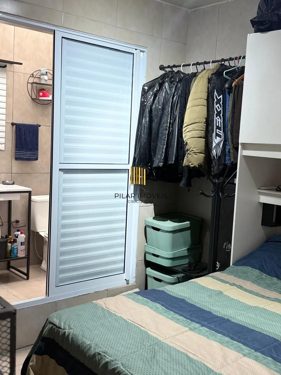 Apartamento com 30 m², bem distribuídos em 1 dormitório tipo suíte, sala de estar, cozinha e área de serviço.