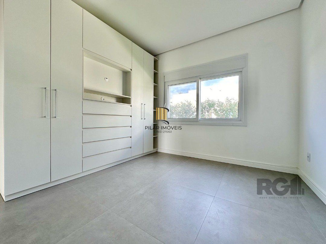 Casa de Condomínio 3 dormitórios no bairro Dubai