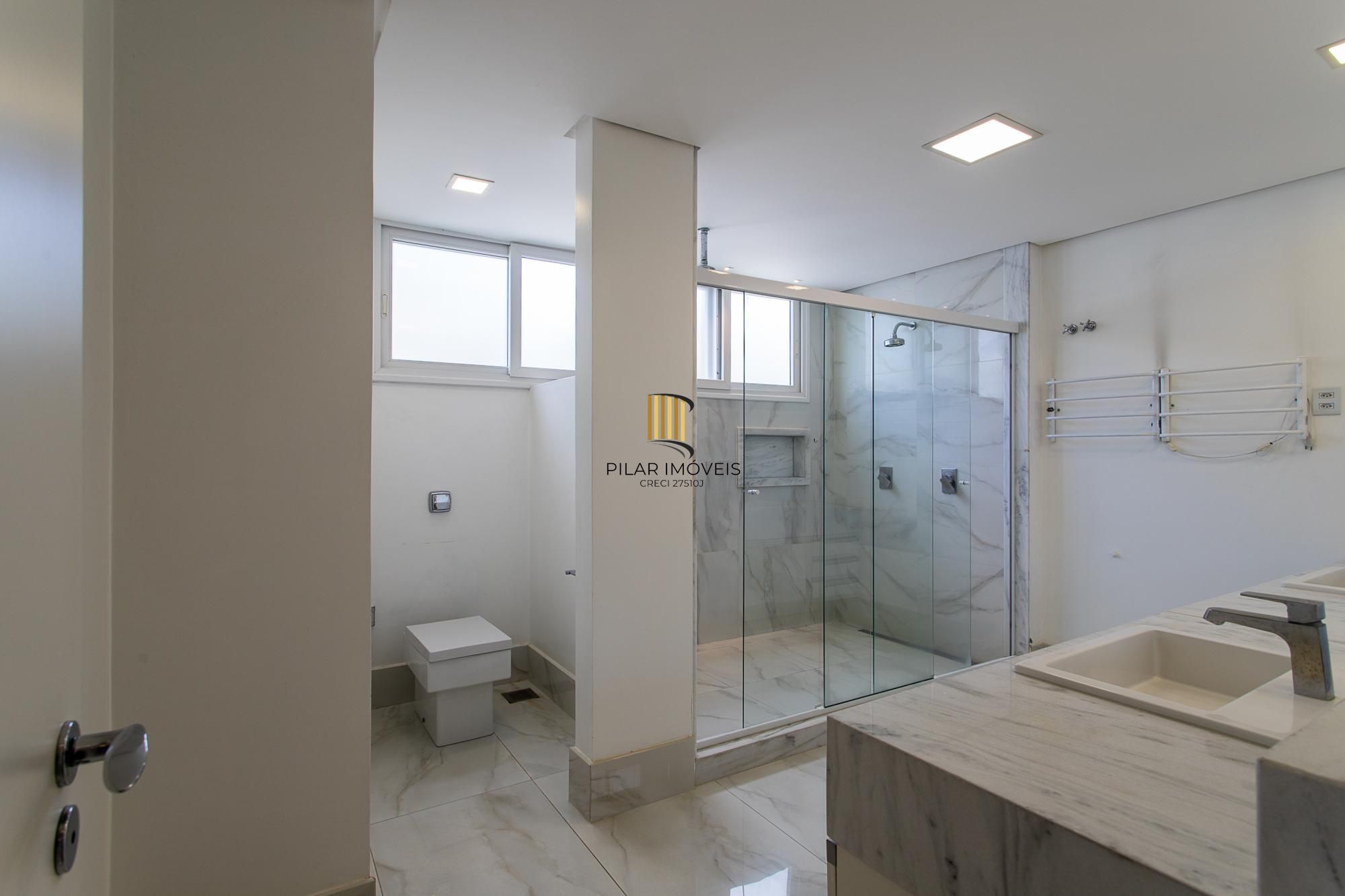 Casa de Condomínio 4 dormitórios no bairro Terraville