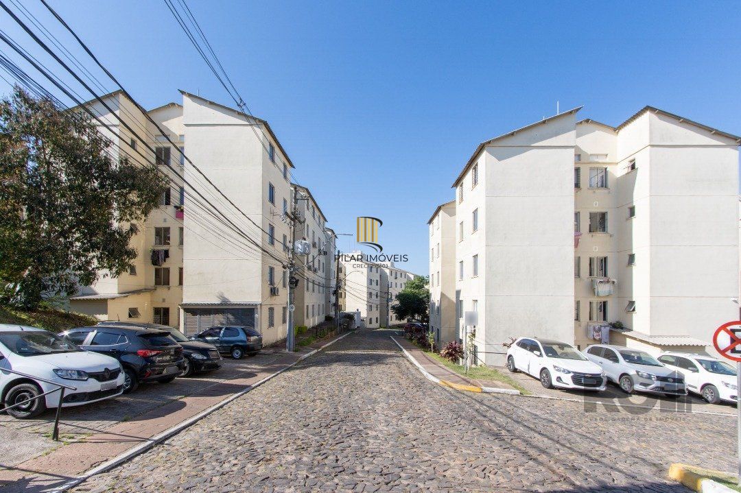 Apartamento semimobiliado com 2 dormitórios, banheiro social e 1vaga rotativa - Pilar Imóveis