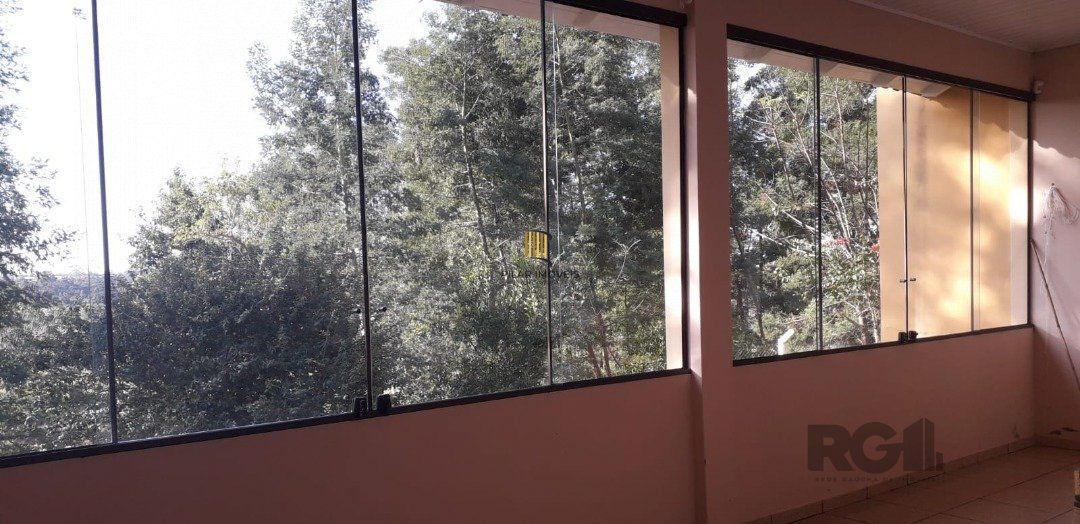 Casa 4 dormitórios no bairro Sítio São José
