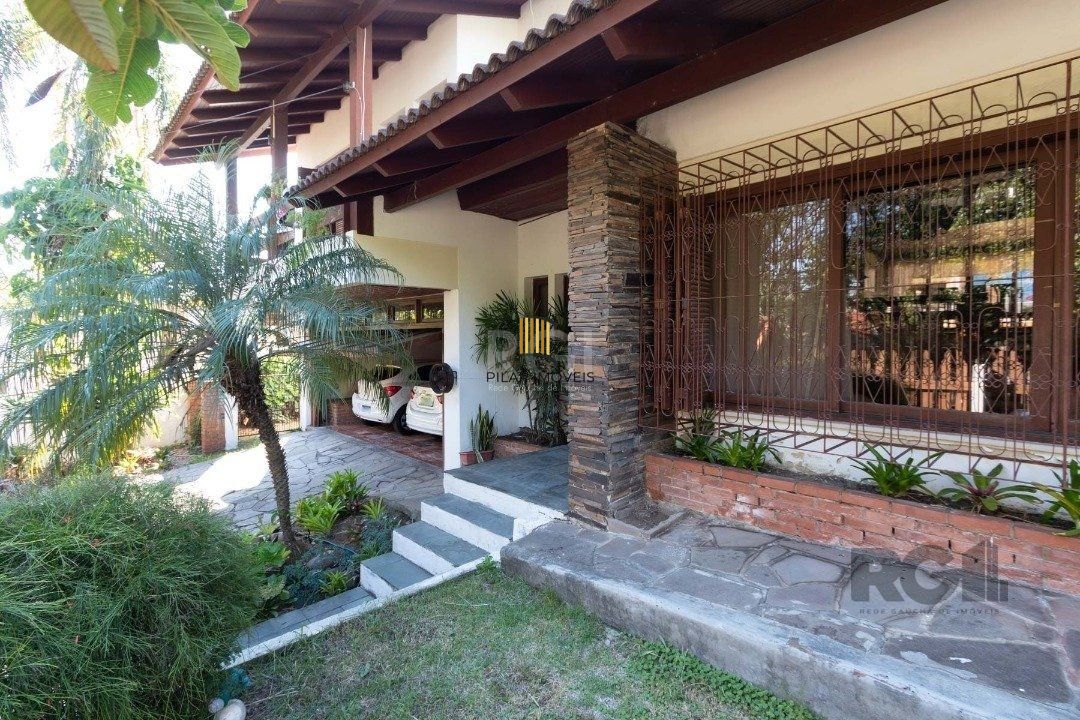 Casa 4 dormitórios no bairro Cristal