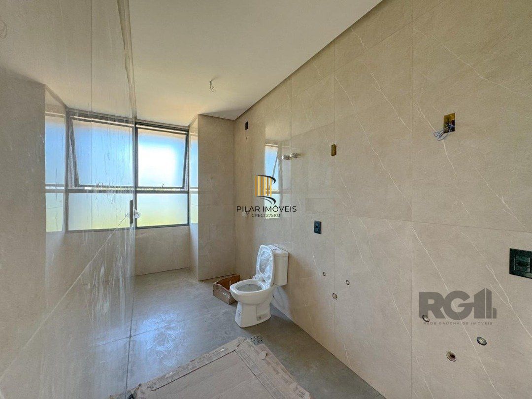 Casa de Condomínio 4 dormitórios no bairro Morada Gaúcha