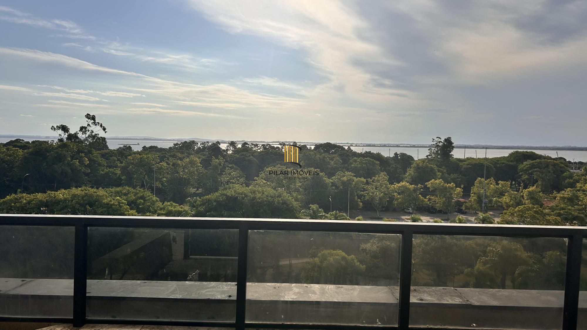 Consultório Médico na Mãe de Deus Center/Menino Deus