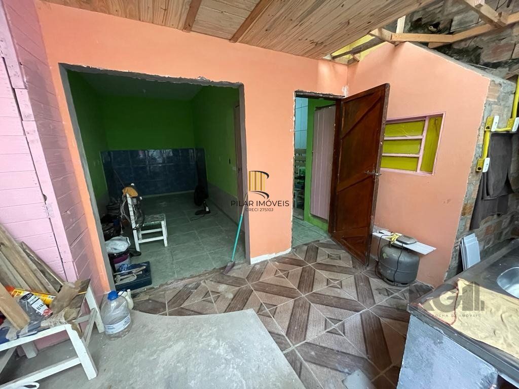 Casa 2 Dormitório(s) Bairro Hípica