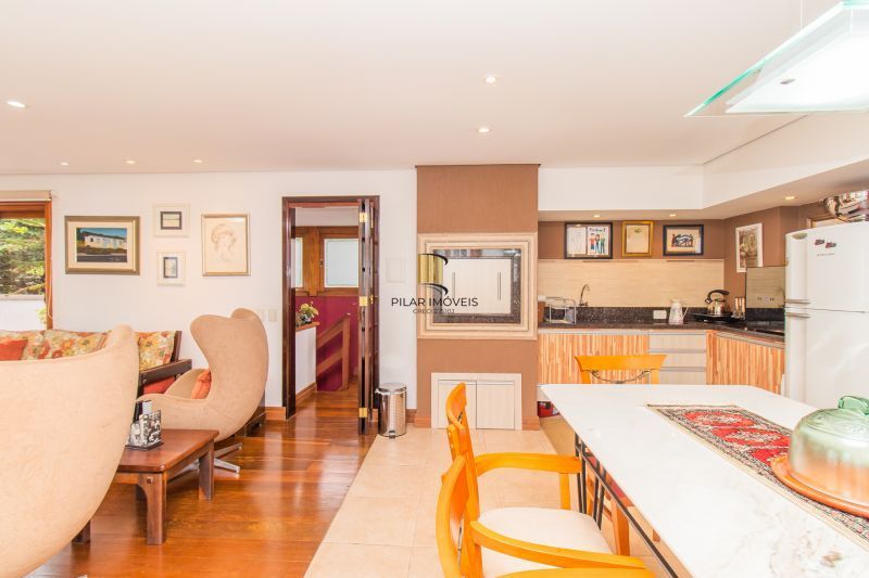 Cobertura Exclusiva com Vista Privilegiada no Coração do Bairro Moinhos de Vento