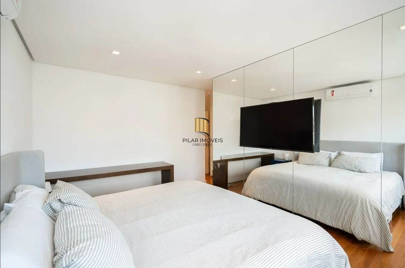 Apartamento para comprar Bairro Auxiliadora, 3 suites e 3 vagas