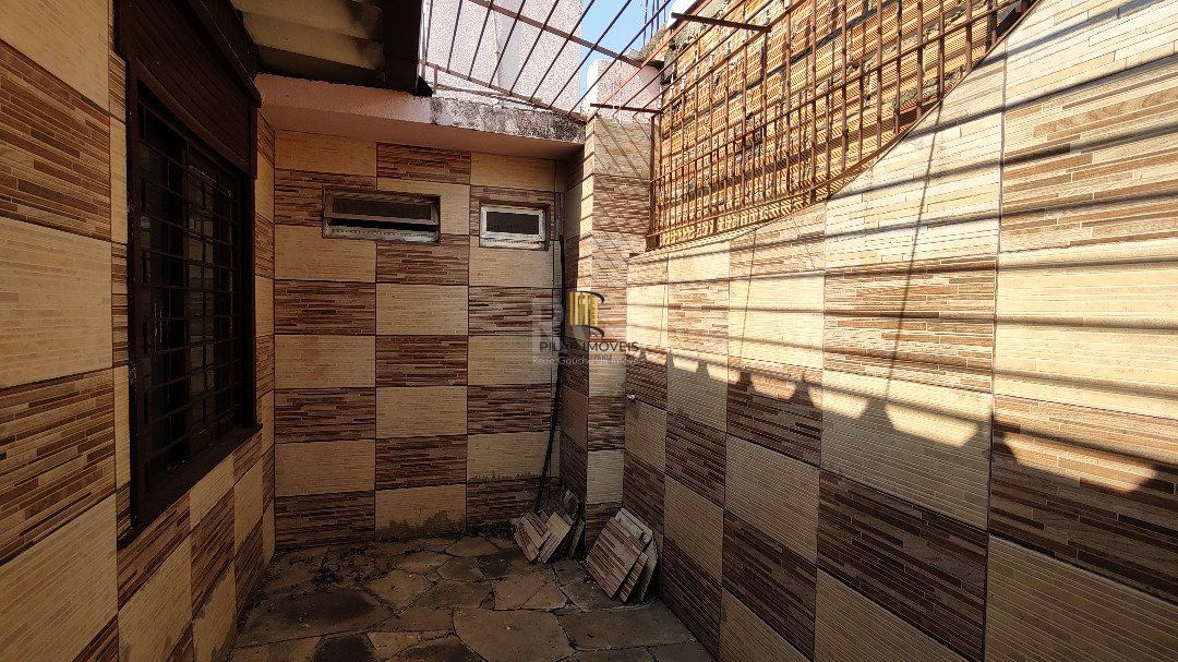 Casa para Venda - 190.8m², 3 dormitórios, 4 vagas - Rubem Berta