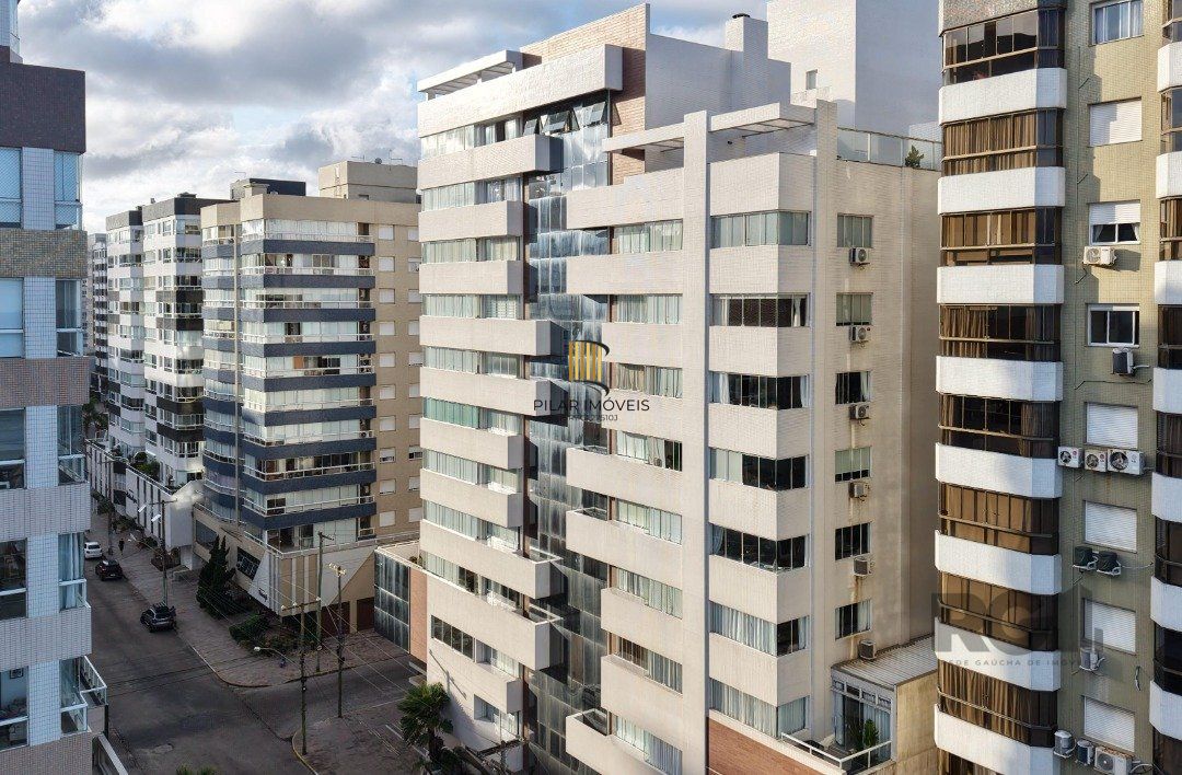 APARTAMENTO JUNTO A? BEIRA MAR  PE? NA AREIA!