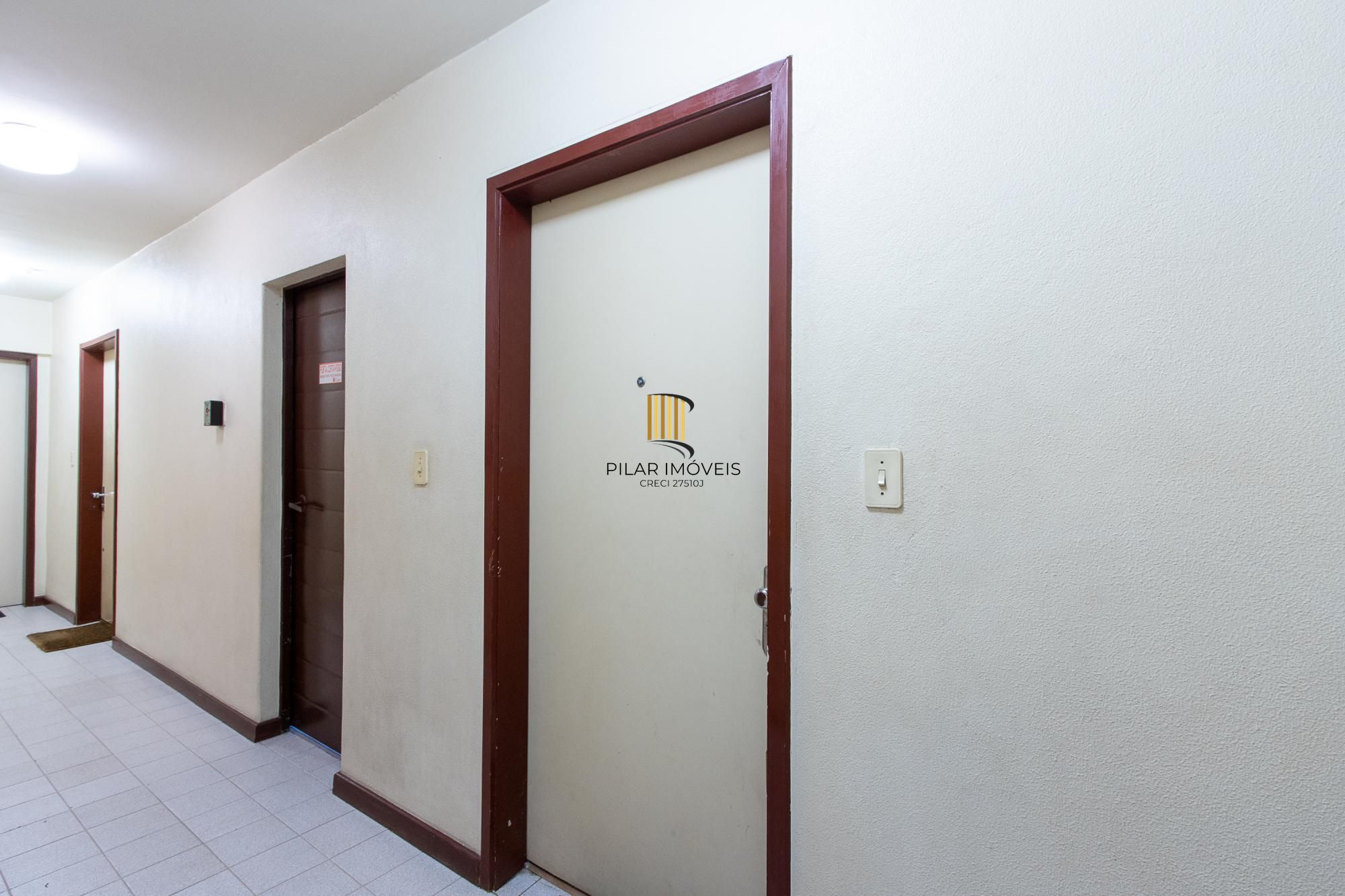Apartamento 2 quartos, com 1 vaga escriturada - Bairro Tristeza