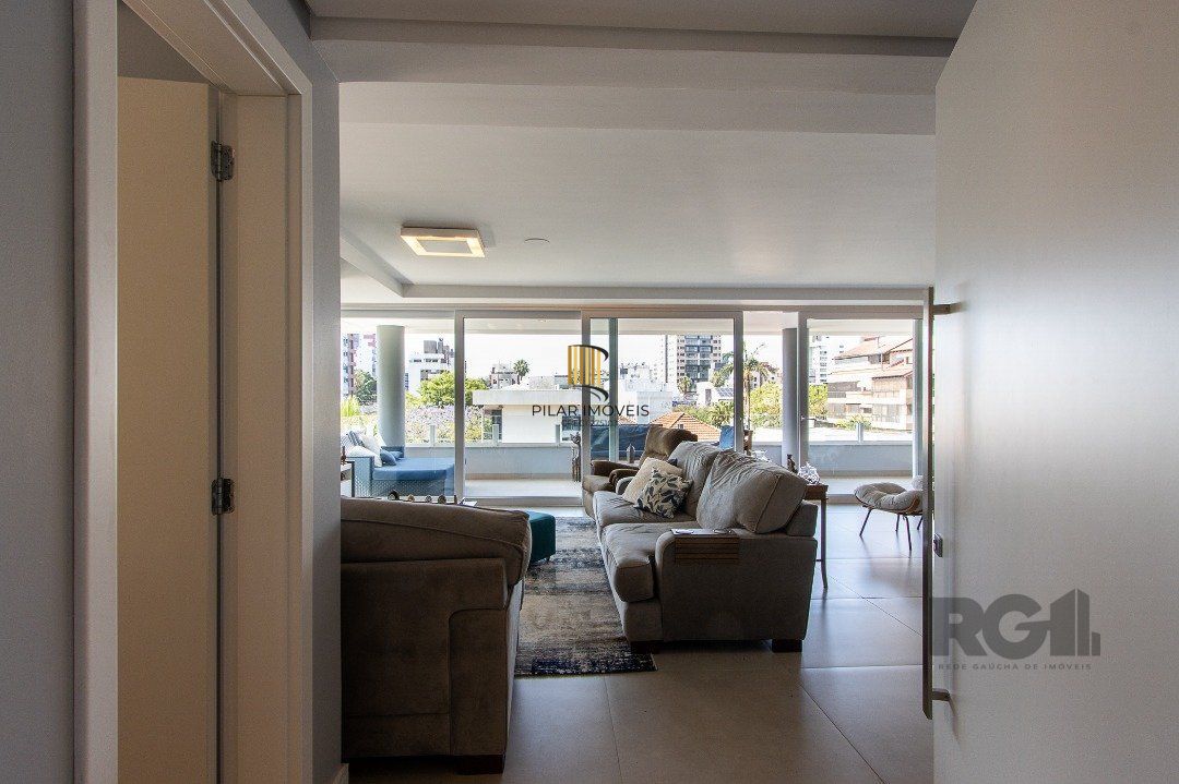Apartamento 3 dormitórios no bairro Menino Deus