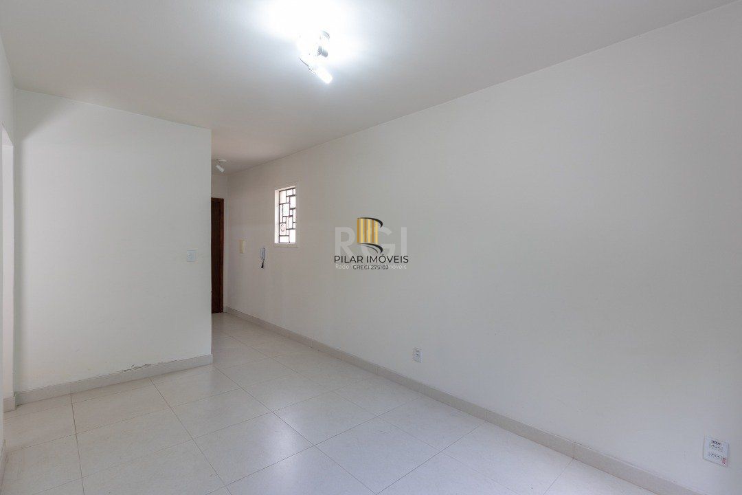 Apartamento para Venda - 46m², 1 dormitório, 1 vaga - Mont Serrat