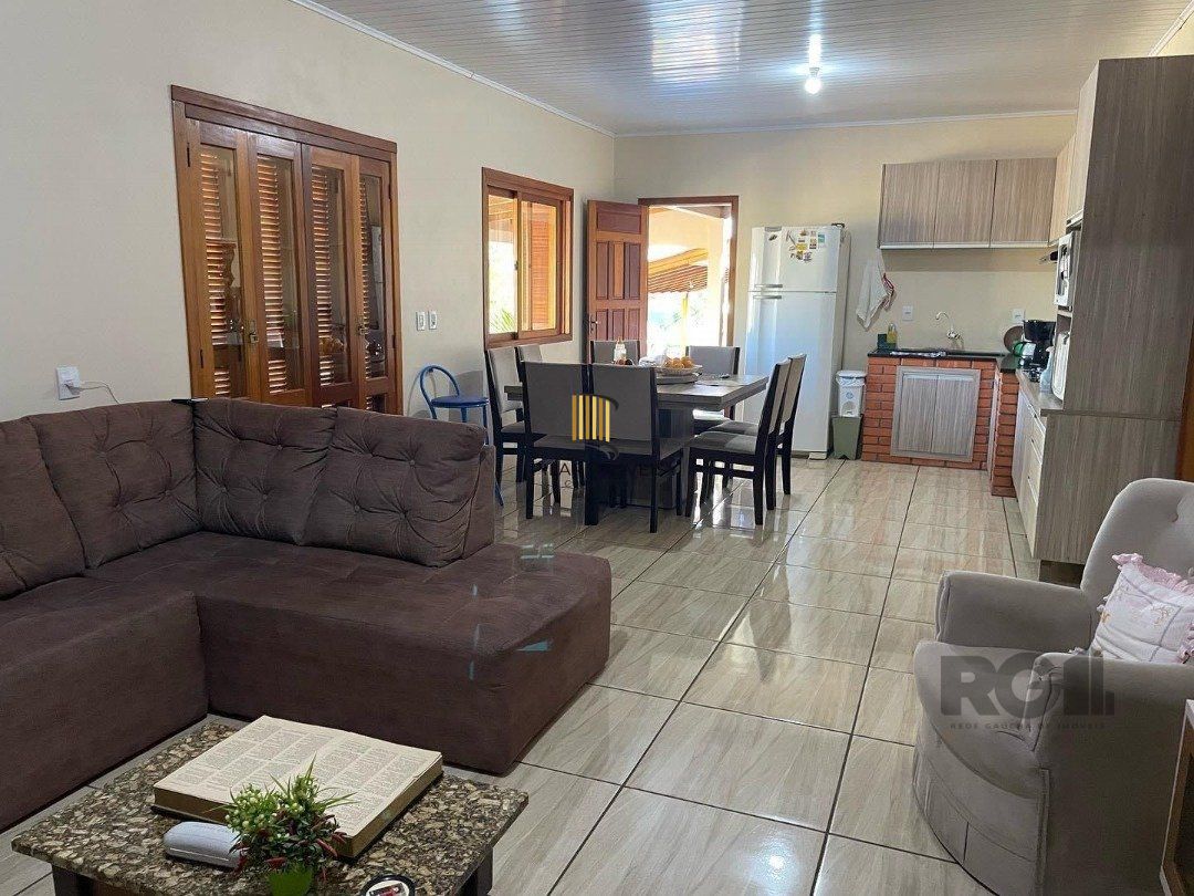 Casa 4 dormitórios no bairro Águas Claras