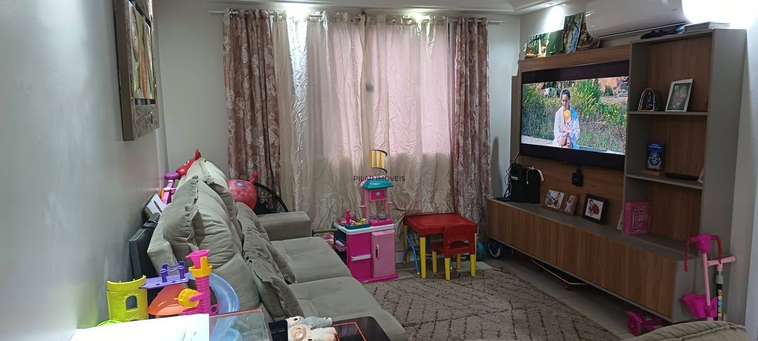 Oportunidade! Casa com 4 dormitórios no bairro Humaitá!!!