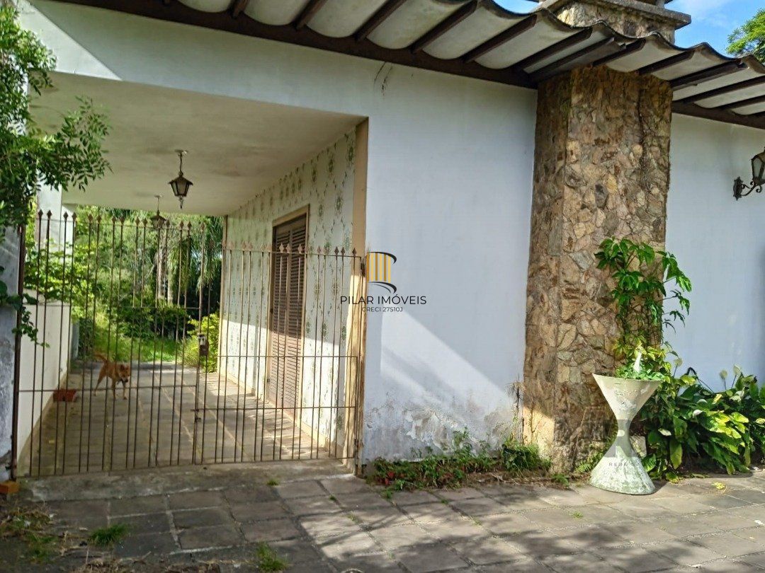Casa 3 Dormitório(s) Bairro Cristal