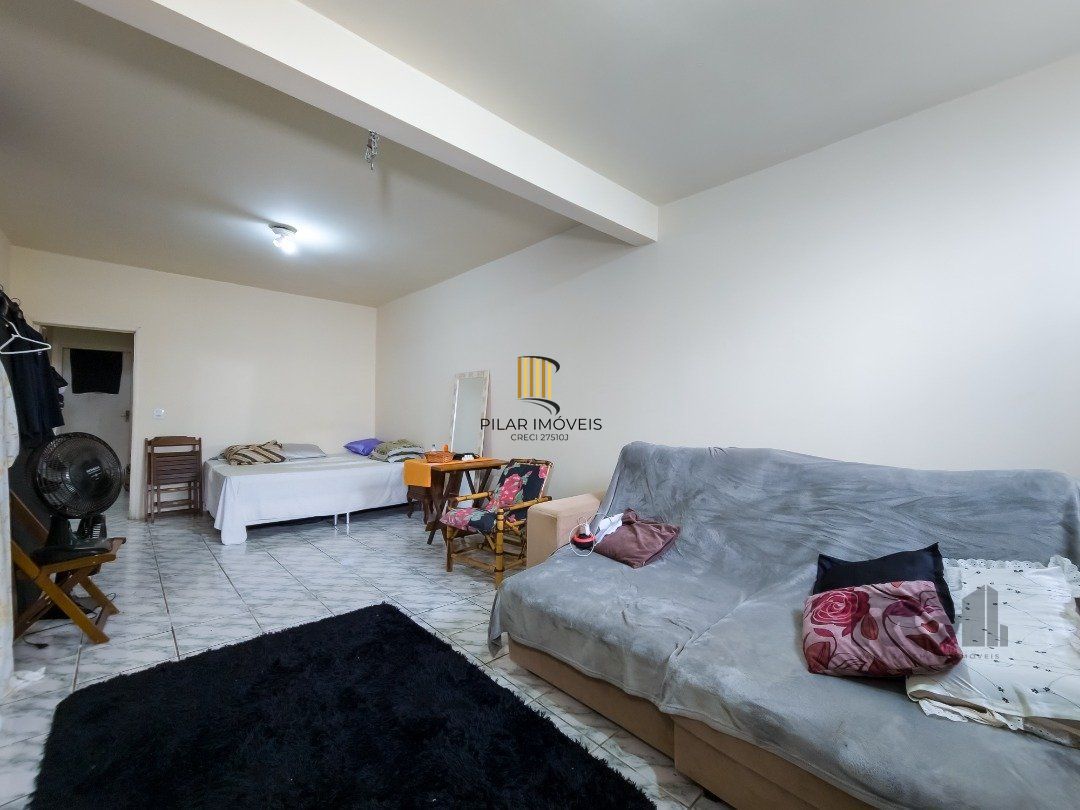 Casa para Venda - 210m², 3 dormitórios, sendo 1 suites, 2 vagas - Tristeza