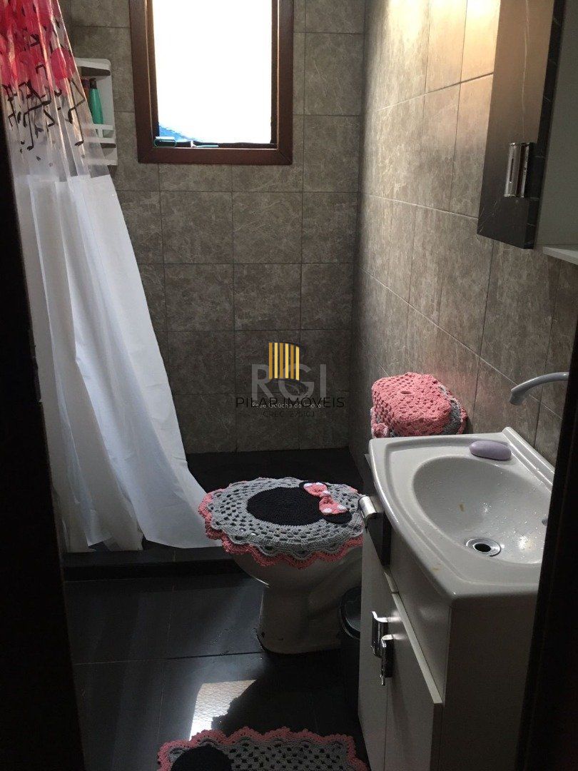 Casa para Venda - 90m², 3 dormitórios, 2 vagas - Hípica
