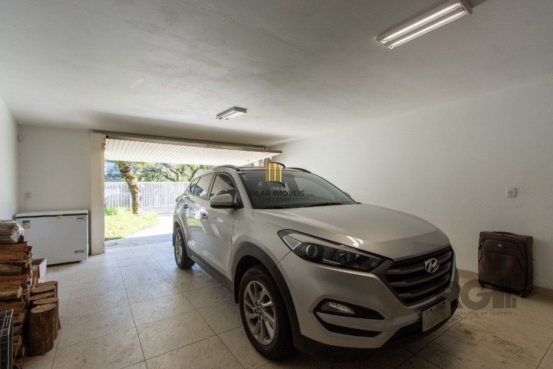 Casa 3 dormitórios no bairro Nonoai