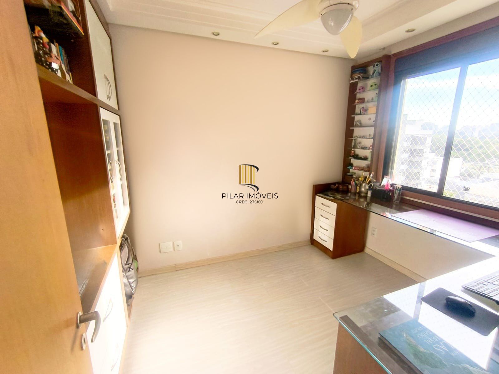 Apartamento com 3 dormitórios sendo 2 suites e 2 vagas de garagem