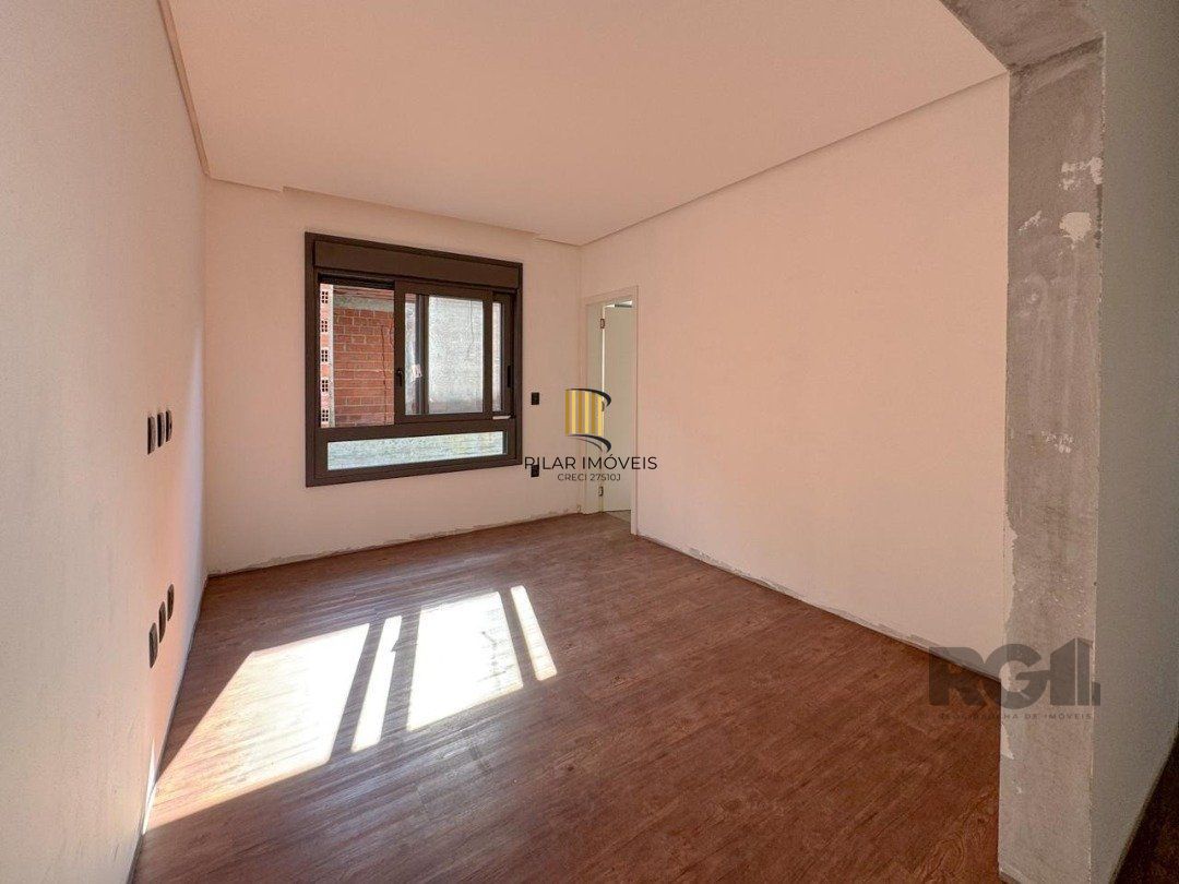Casa de Condomínio 4 dormitórios no bairro Morada Gaúcha