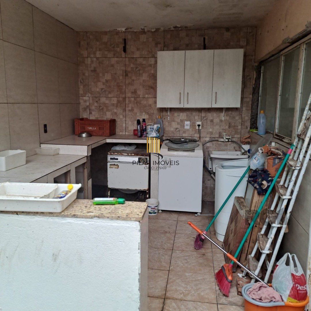 Casa de Condomínio 3 dormitórios no bairro Hípica