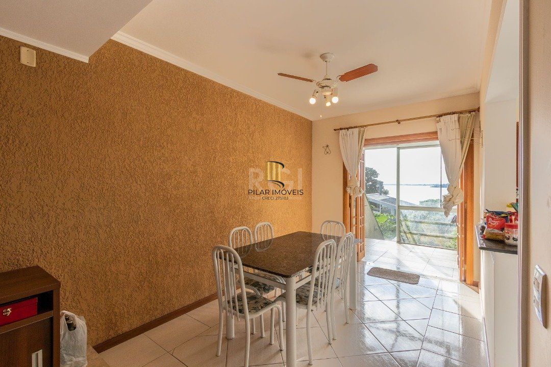 Casa para Venda - 195.96m², 3 dormitórios, sendo 1 suites, 2 vagas - Espirito Santo
