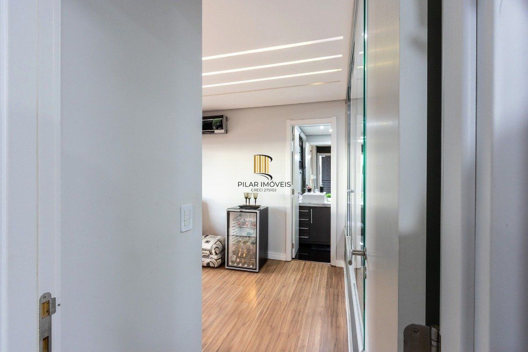 Duplex para Venda - 128.73m², 3 dormitórios, sendo 1 suites, 3 vagas - Cristal