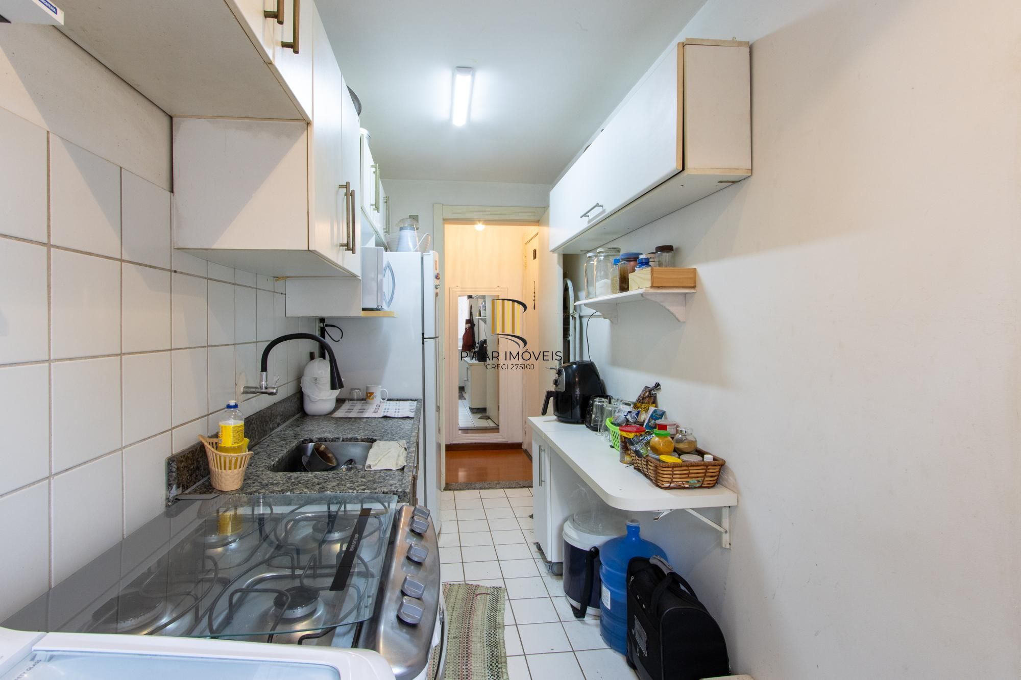 OPORTUNIDADE!!! Apartamento semimobiliado!!!