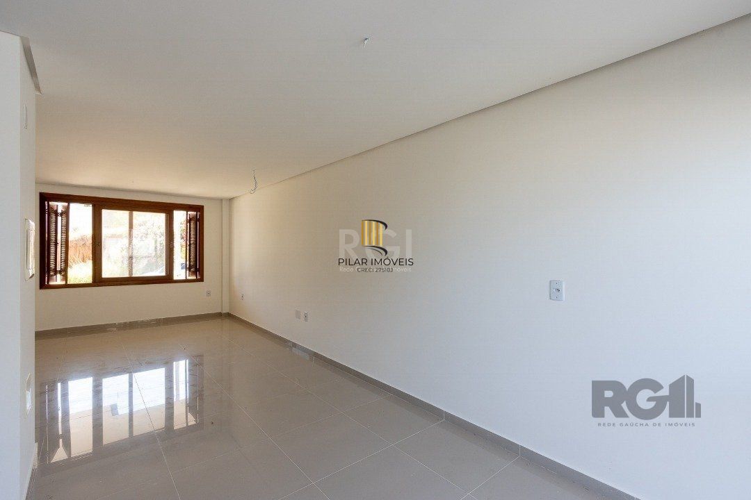 Casa 3 dormitórios no bairro Guarujá
