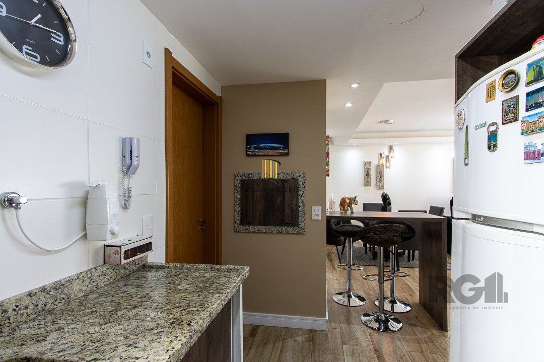 Apartamento 3 dormitórios no bairro Cavalhada