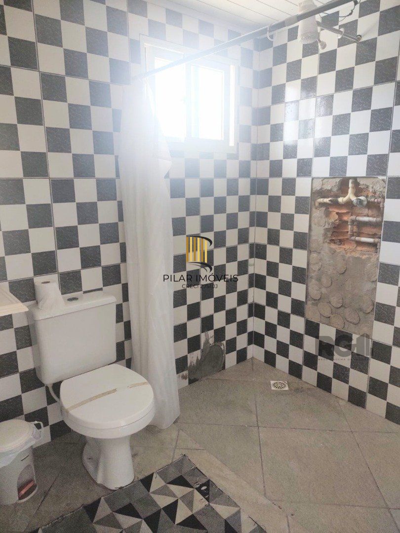 Casa 3 dormitórios no bairro Hípica