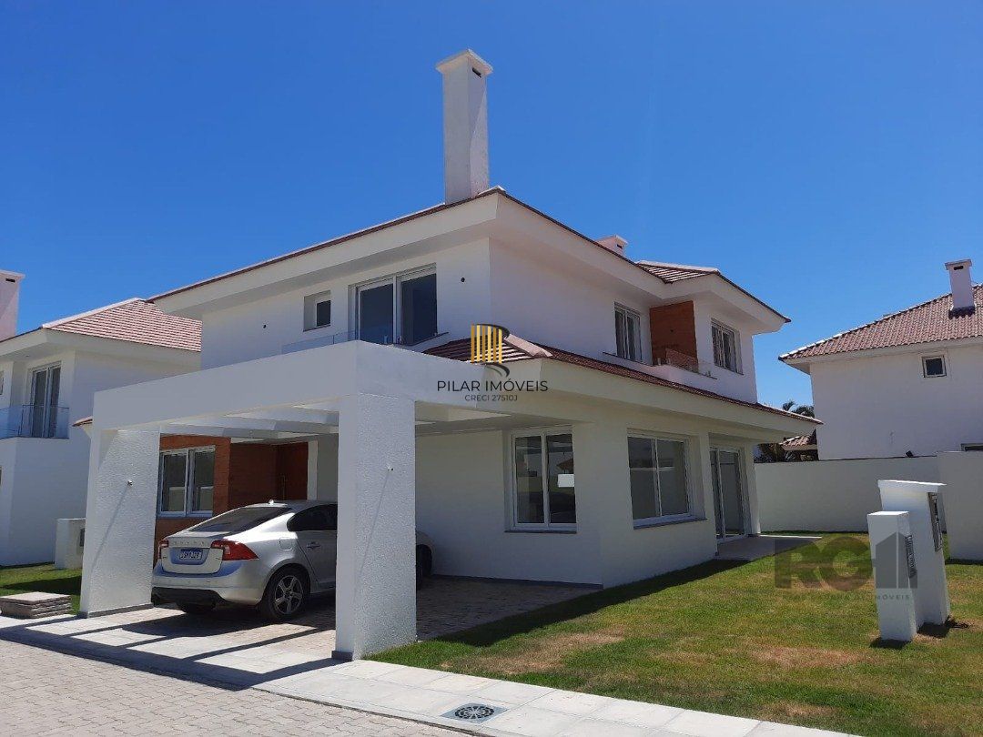 Casa de Condomínio 4 dormitórios no bairro Nova Xangri-lá