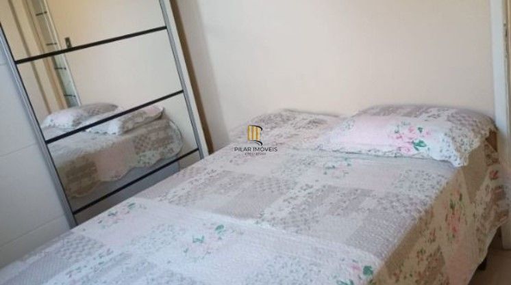 Apartamento 2 dormitórios desocupado à venda no bairro São João