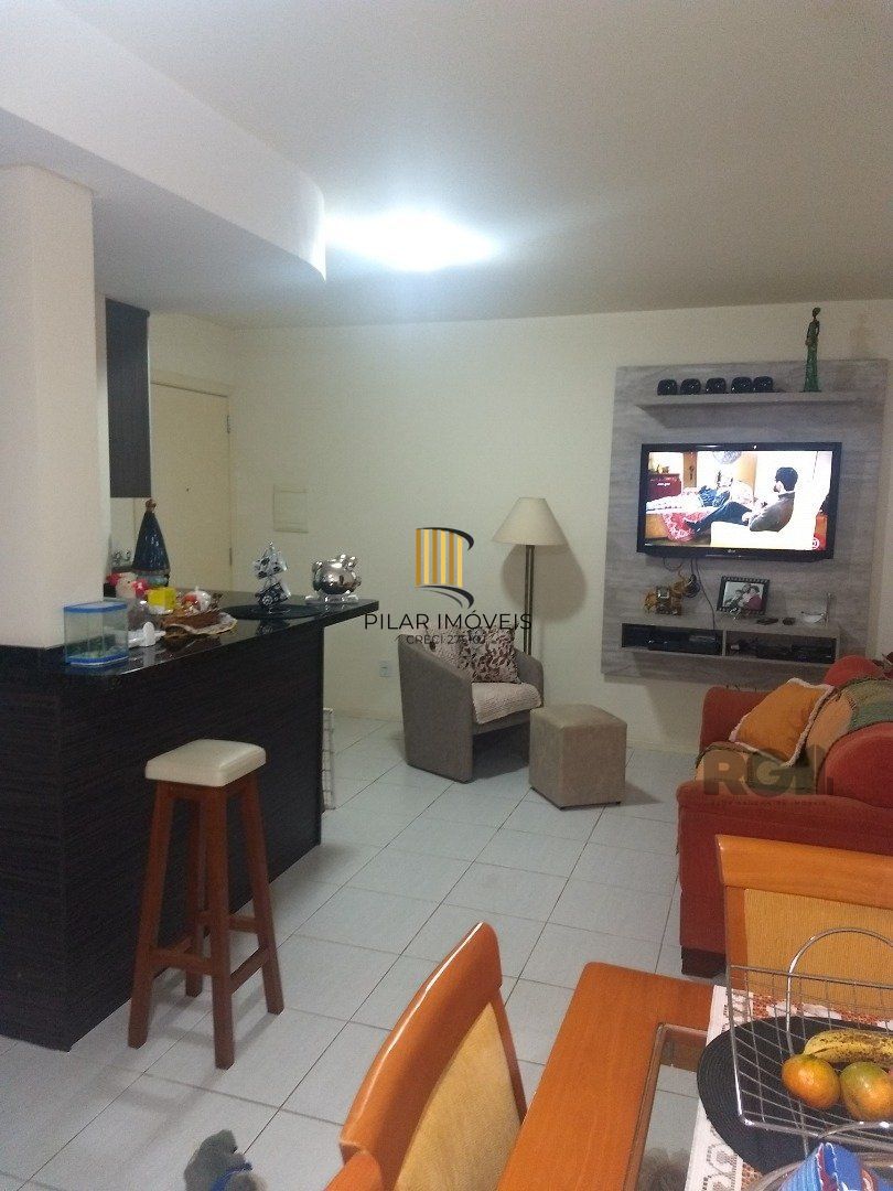 Apartamento de 55,36m²,  2 quartos, com box escriturado, próximo ao calçadão de Ipanema.