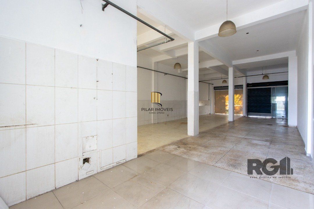 Loja para venda no bairro São João, com 160,50 m², 02 banheiros