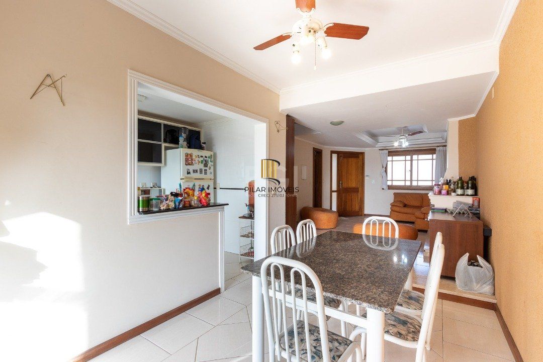 Casa para Venda - 195.96m², 3 dormitórios, sendo 1 suites, 2 vagas - Espirito Santo