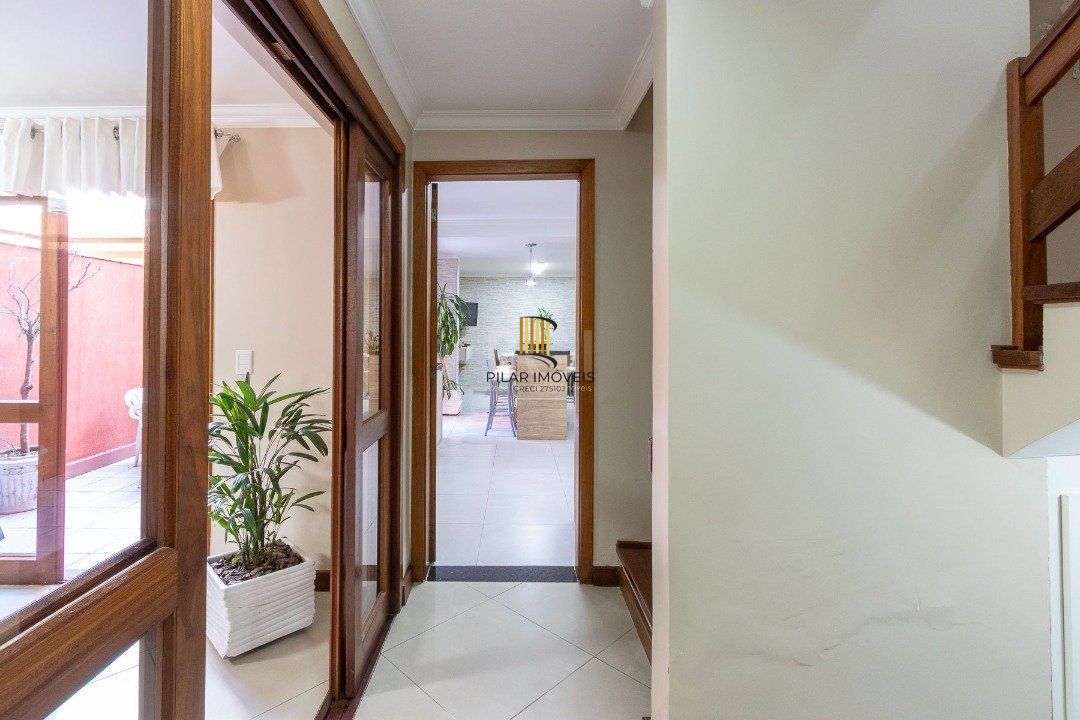 Casa Condominio para Venda - 286.89m², 4 dormitórios, sendo 2 suites, 2 vagas - Cristal