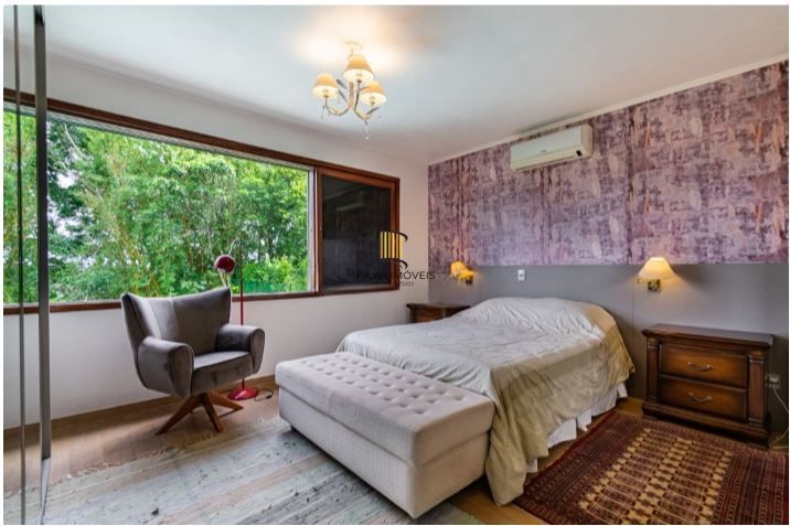 Casa em Condomínio à venda com 5 dormitórios, 565m² e 4 vagas no Condominio Jardim do Sol, Zona Sul de Porto Alegre