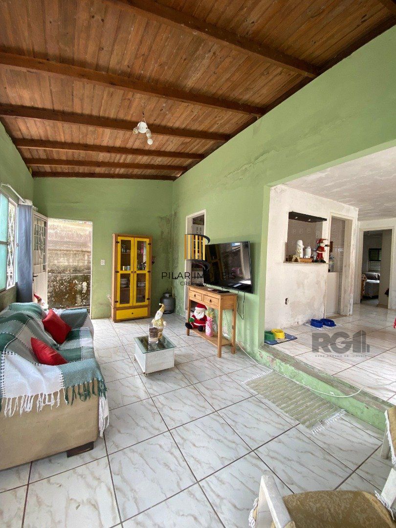 Casa 2 dormitórios no bairro Campo Novo