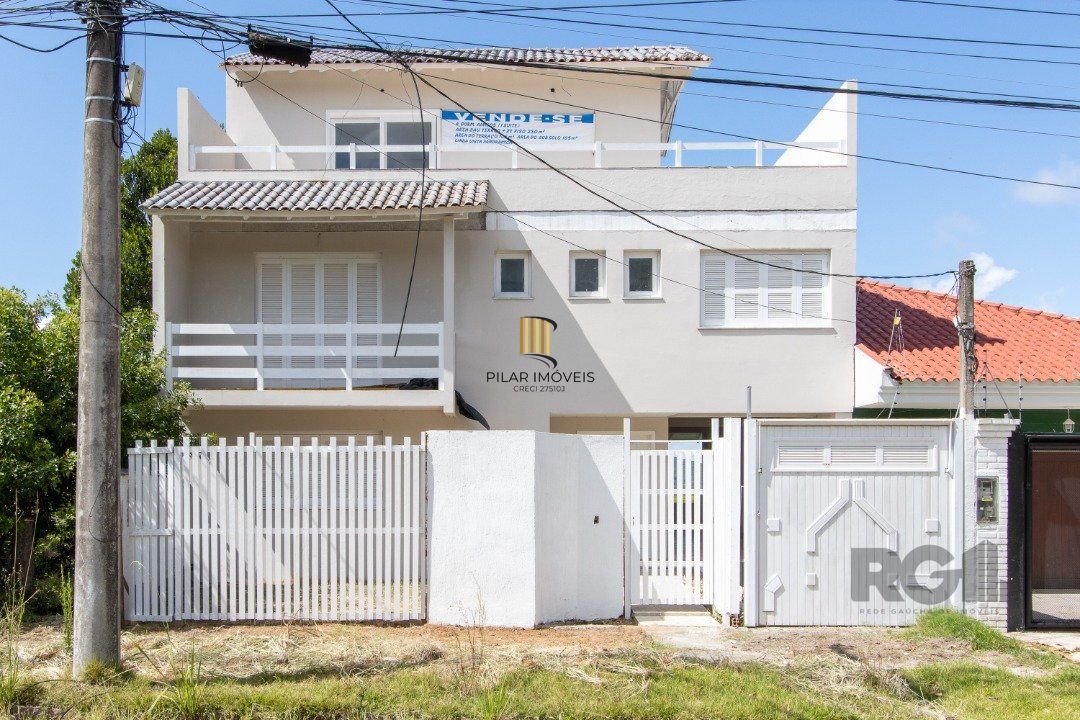 Sobrado novo,  4 quartos (1 suite), 440m² privativos - Bairro Guarujá - Pilar Imóveis