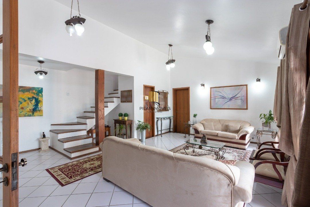 Casa para Venda - 373.1m², 2 dormitórios, Vila Conceição
