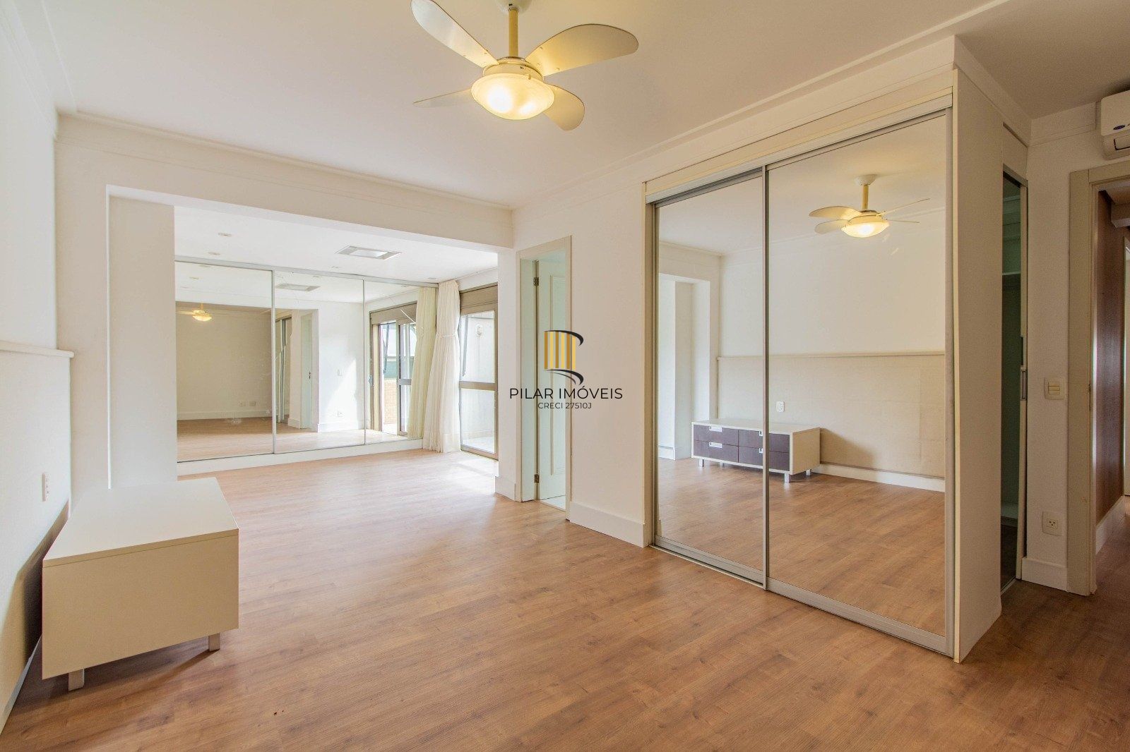 Apartamento Garden com 202m² e 3 dormitórios, 3 suítes, 3 vagas