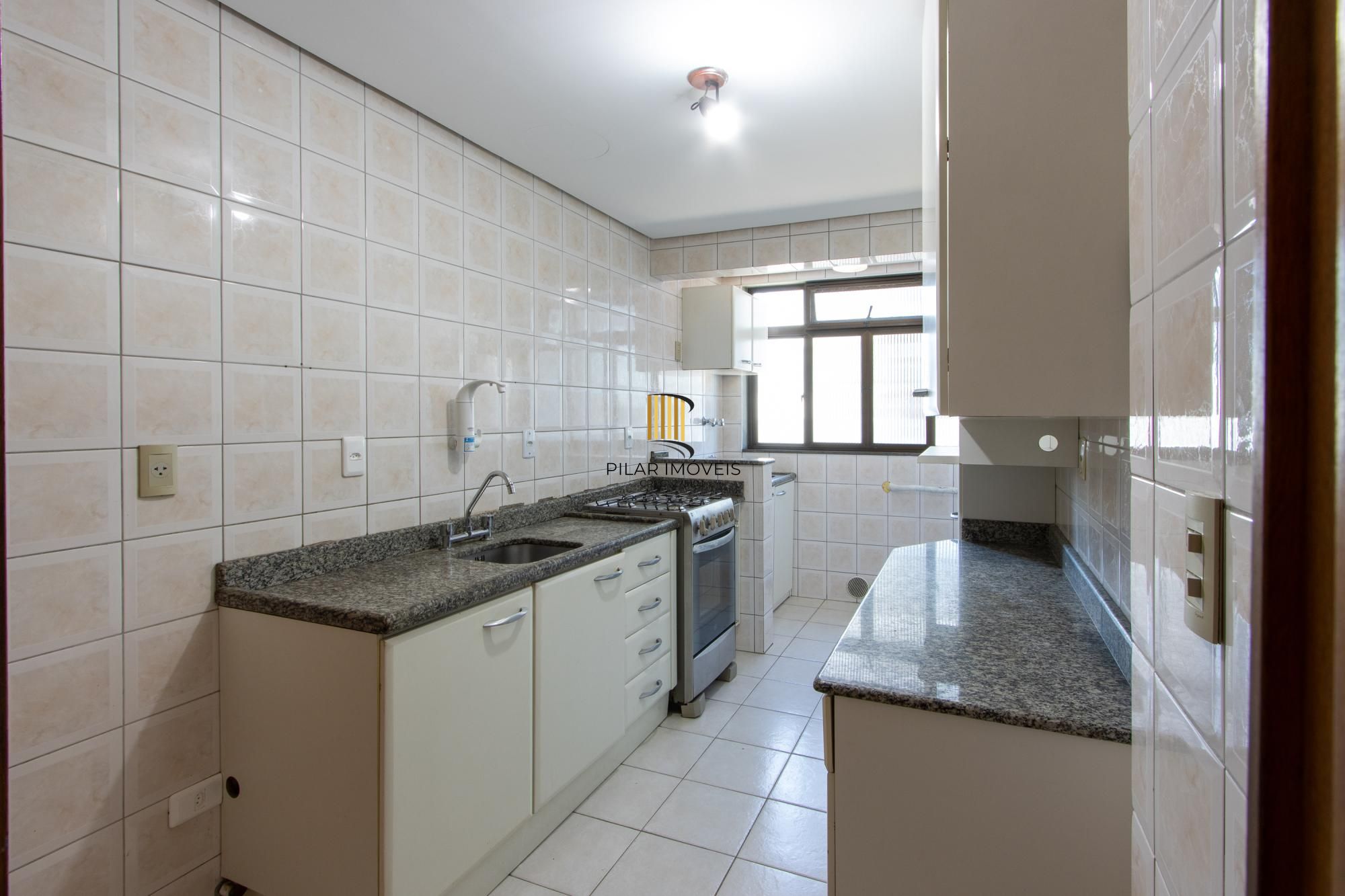 Apartamento 3 dormitórios no bairro Camaquã