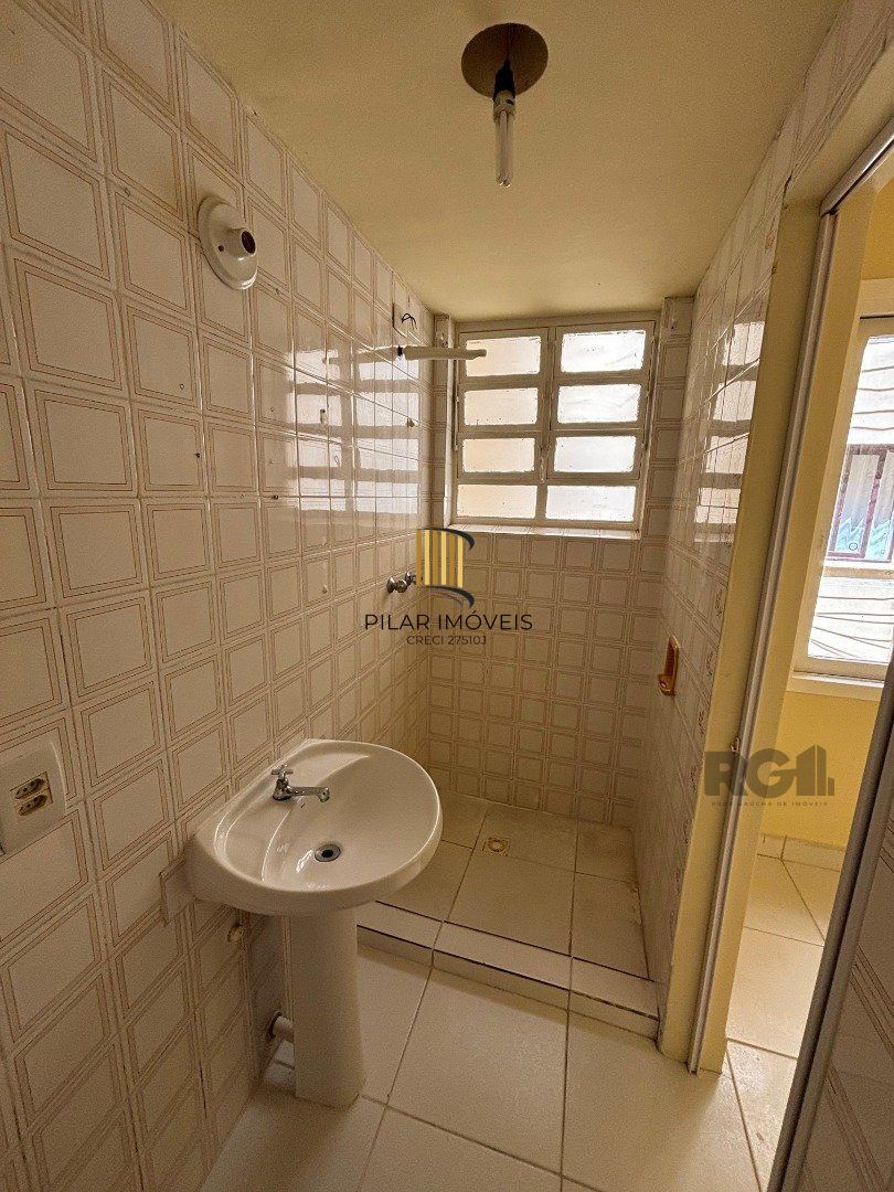 apartamento JK em otimo estado de conservação , prédio com elevador .