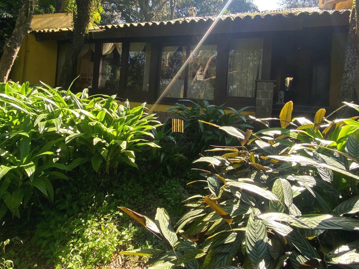 Casa com 7 dormitorios para venda Bairro Espírito Santo Porto Alegre, com 6 vagas. - Pilar Imóveis