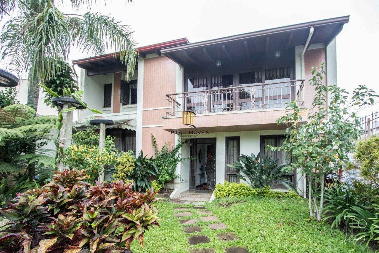 Casa para Venda - 485m², 4 dormitórios, sendo 1 suites, 3 vagas - Cristal