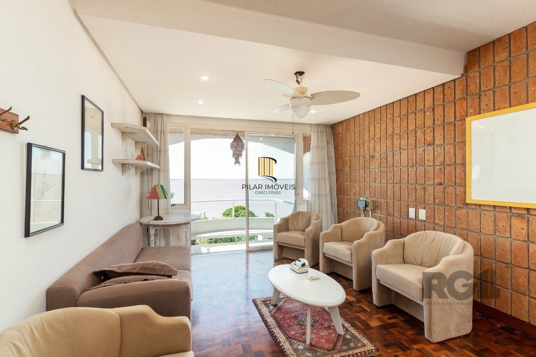 Casa 4 dormitórios no bairro Vila Assunção