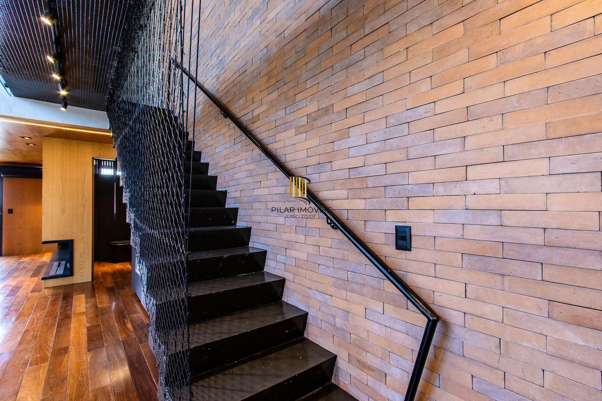 Apartamento 2 dormitórios no bairro Passo da Areia