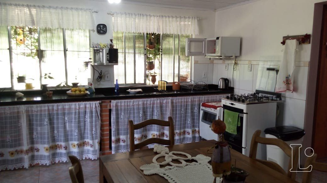 Casa para Venda - 223.57m², 2 dormitórios, 3 vagas - Centro