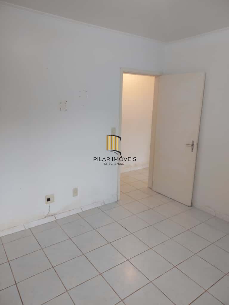 Apartamento Térreo com 2 Dormitórios, Garagem coberta e Pátio Individual!!